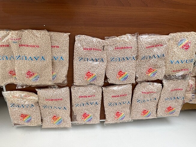 Paketli boncuklar