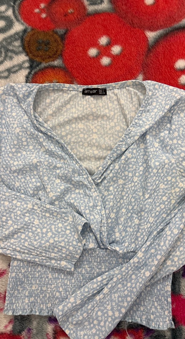 Mavi V Yaka Bağlama Desenli Kadın Bluz - Görsel 2