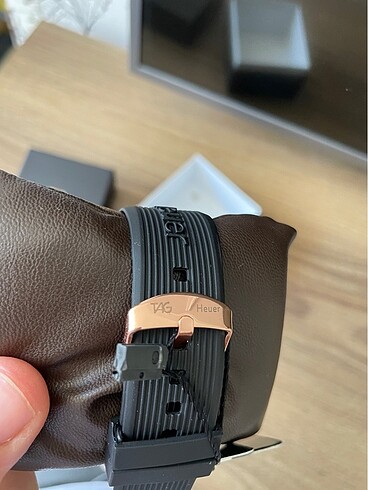 Beden siyah Renk TAG HEUER KOL SAATİ