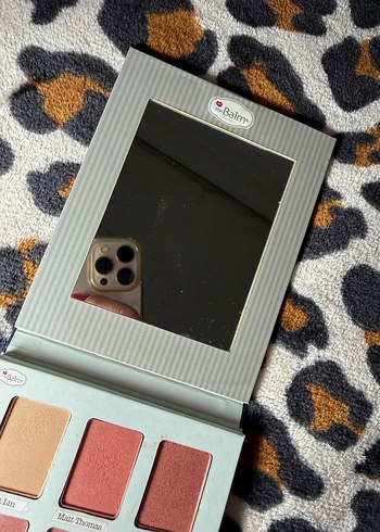 The Balm Trimony Matte far paleti - Görsel 4