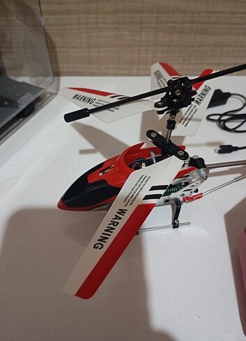 Beden Kumandalı Helikopter RC defolu