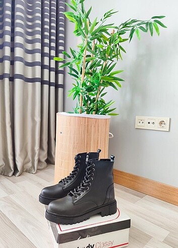 40 Beden Boot 