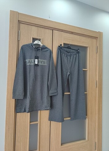 xl Beden gri Renk Tesettür takim