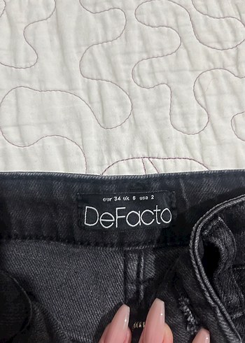 Defacto Kadın Siyah Mini Kot Şort