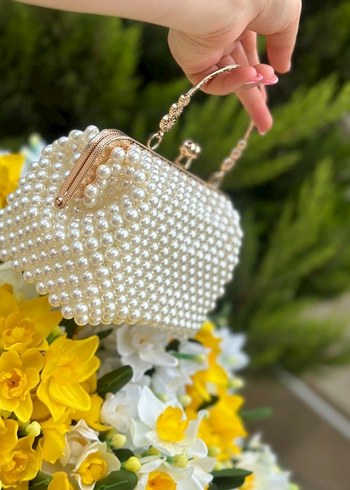 İnci İşlemeli Beyaz Örgü Kadın Çanta - Görsel 2