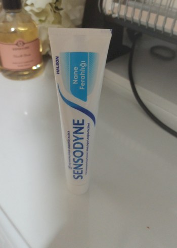 Sensodyne Nanö Ferahlığı Diş Macunu