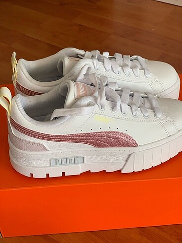 38,5 Beden PUMA Buty Damskie MAYZE Glitter Pastel