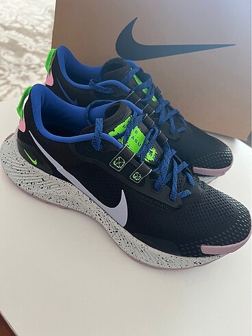 39 Beden Nike Pegasus Trail 3 (DA8698 002)