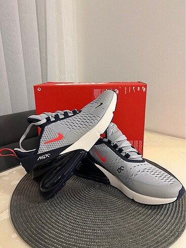 Nike Nike Air Max 270