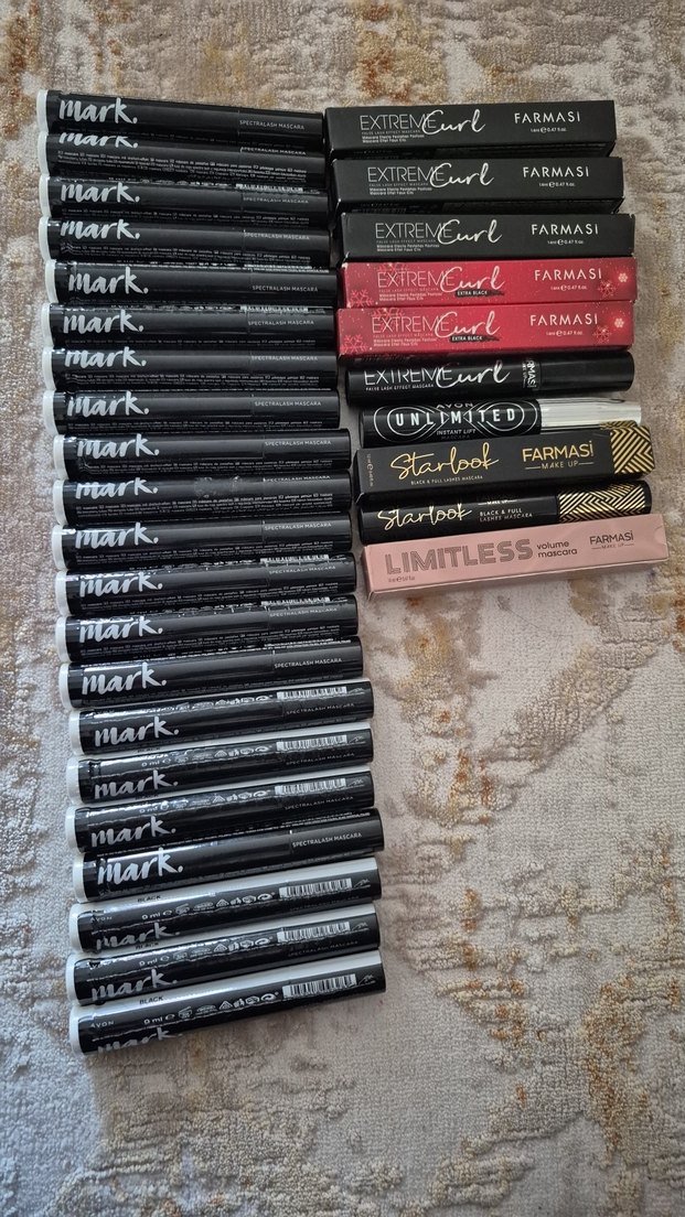 Avon Mark Siyah Maskara - Görsel 2