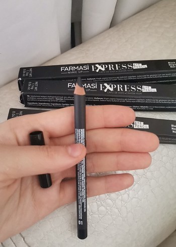 Farmasi Farmasi Express Siyah Göz Kalemi