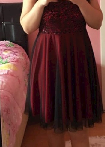 Bordo Dantel Detaylı Straplez Midi Elbise