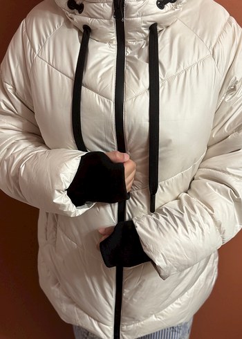 Beyaz Orta Boy Kadın Şişme Mont - Görsel 4