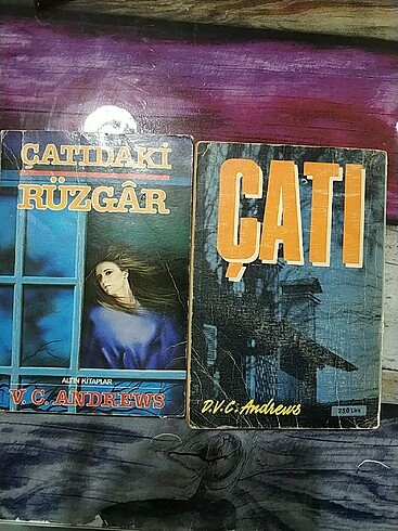  Beden Çatı , Çatıdaki Rüzgar / V.C. Andrews