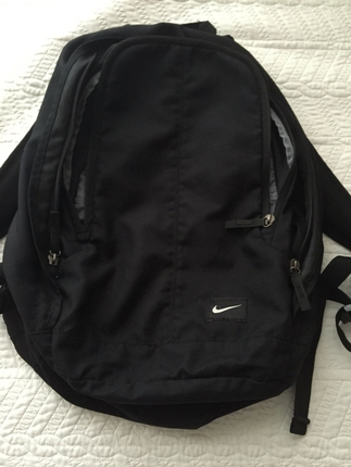 Nike çanta
