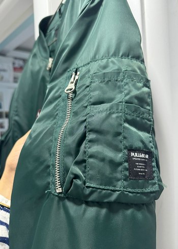 Pull and Bear Yeşil bomber ceket