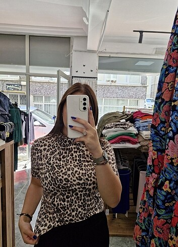 Diğer Leopar desenli bluz
