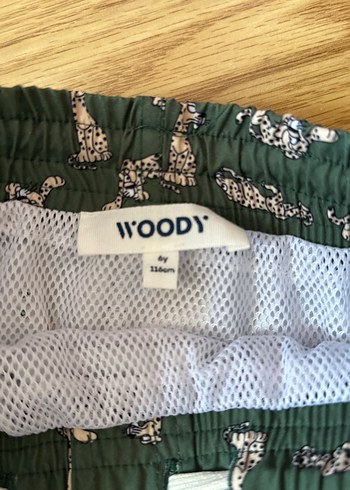 Yeşil Leopar Desenli Kemerli Mini Erkek Deniz Şortu - Görsel 3