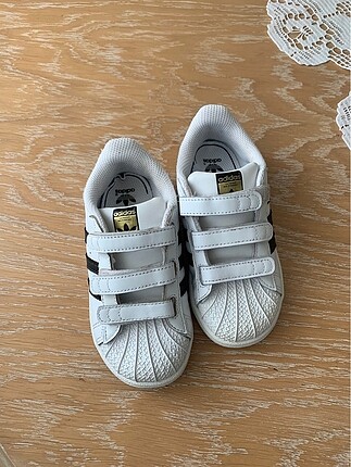 Adidas Superstar