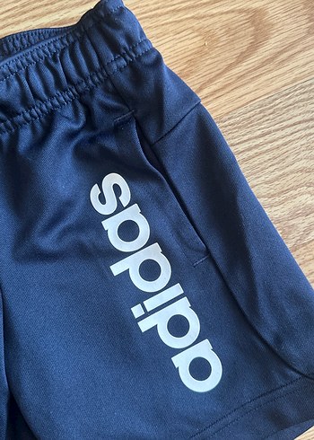 5 Yaş Beden Adidas Erkek Çocuk Lacivert Şort