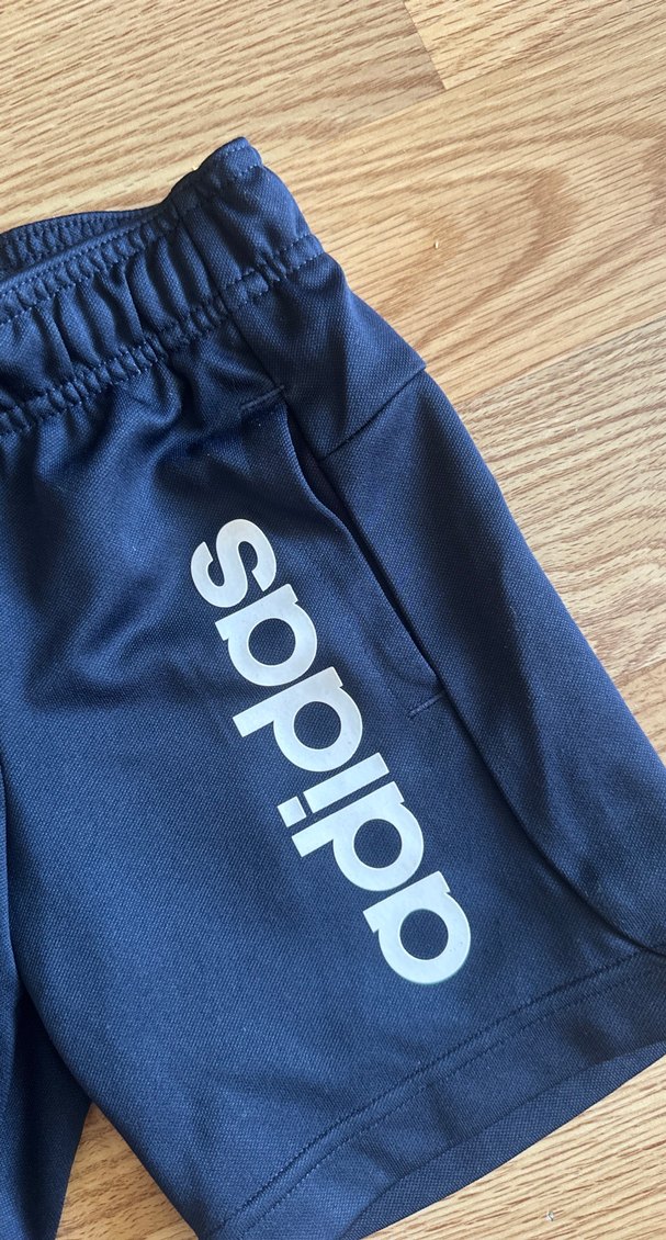 Adidas Erkek Çocuk Lacivert Şort - Görsel 3