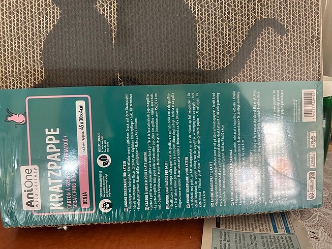 Kratzpappe kedi tırmalama aparatı