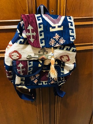 Etnik desen sırt çantası