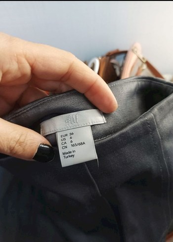 H&M kısa etek - Görsel 3