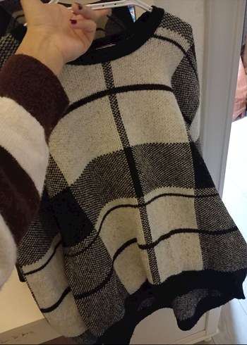 Kadın Gri Ekose Desenli Yün Kazak - Görsel 2