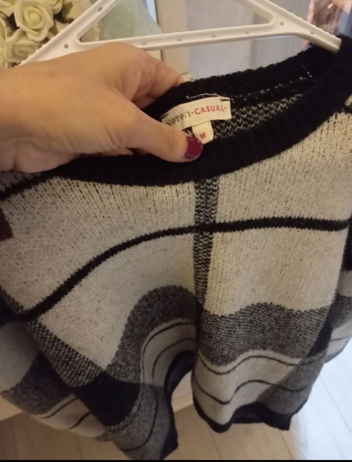 Kadın Gri Ekose Desenli Yün Kazak - Görsel 3