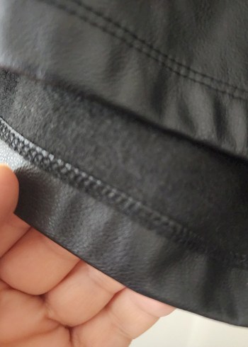 Zara Siyah yapay Deri Mini Şort