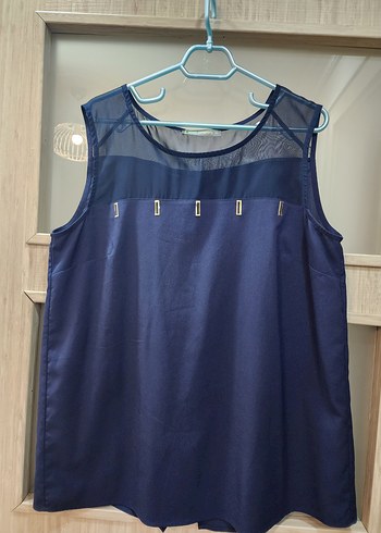Kolsuz Lacivert Bluzu