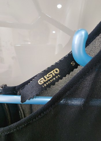 Gusto Dantel ve Payet Detaylı Siyah Transparan Bluz
