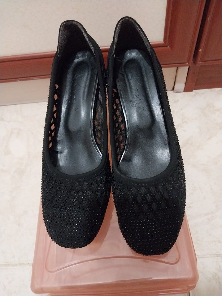 Siyah Dantel Detaylı Kadın Topuklu Ayakkabı - Görsel 2