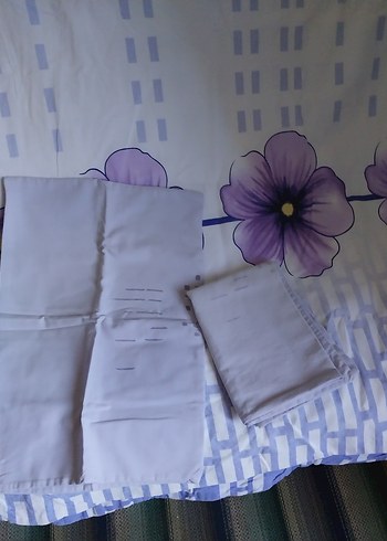 Beden mor Renk Çiçek Desenli Mor Nevresim ve yastık kılıfı