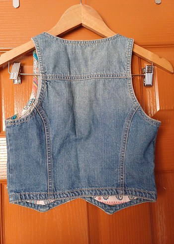 LC Waikiki Düğmeli Kolsuz Denim Yelek