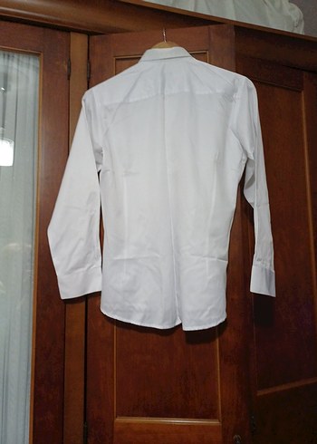 Düğmeli Beyaz Pamuklu  Gömlek - Görsel 2