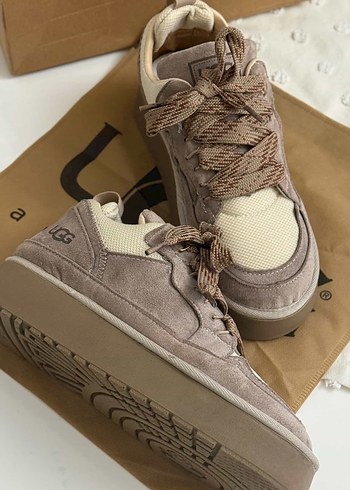 Ugg Bej Suet Ugg Bagcikli Dolgu Topuk Bot