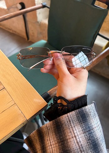 Gentle Monster gözlük - Görsel 2