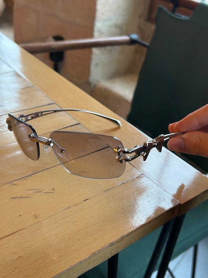 Gentle Monster gözlük - Görsel 4