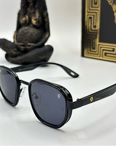 Ray-ban ferrari