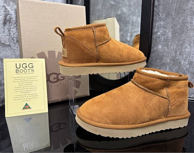 Ugg ince tabanlı