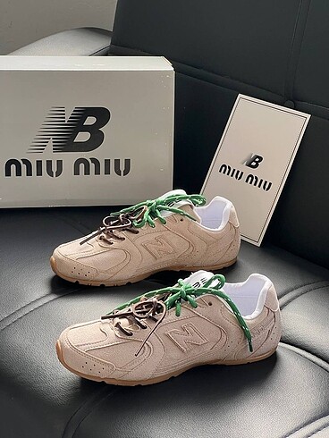 New balance miu miu