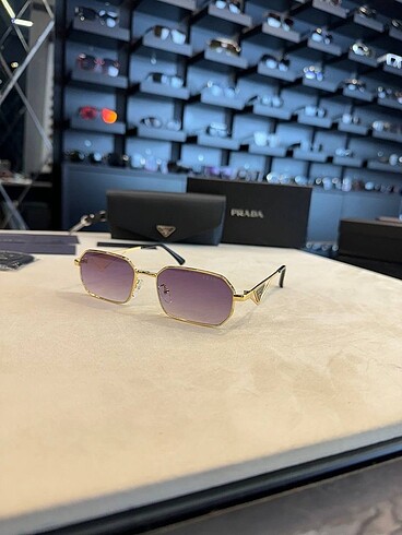 Prada Prada gözlük sunglasses