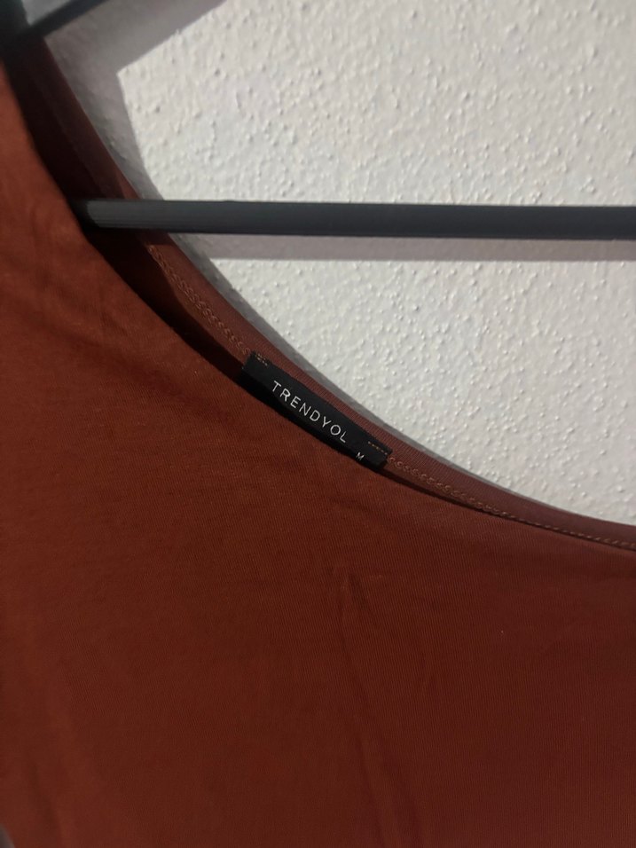 Tek omuzlu Kahverengi  bluz - Görsel 4