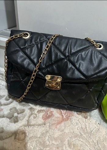 Zincir Detaylı Siyah Yılan Derisi Desenli 2 adet çanta - Görsel 2