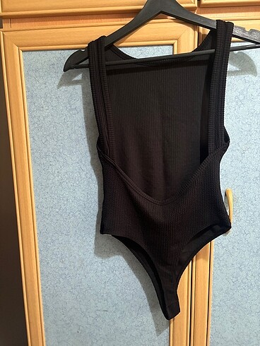 Bershka Bershka sırt dekolteli body