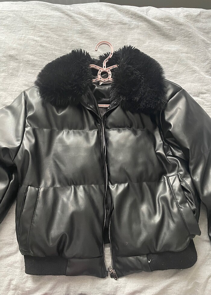 Siyah kürklü deri mont - Görsel 2