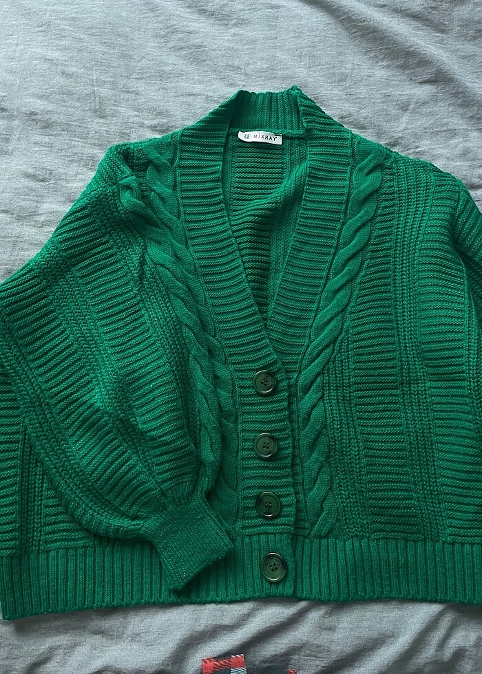 Yeşil hırka - Görsel 2