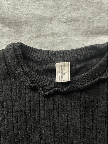 Siyah yün kazak - Görsel 2